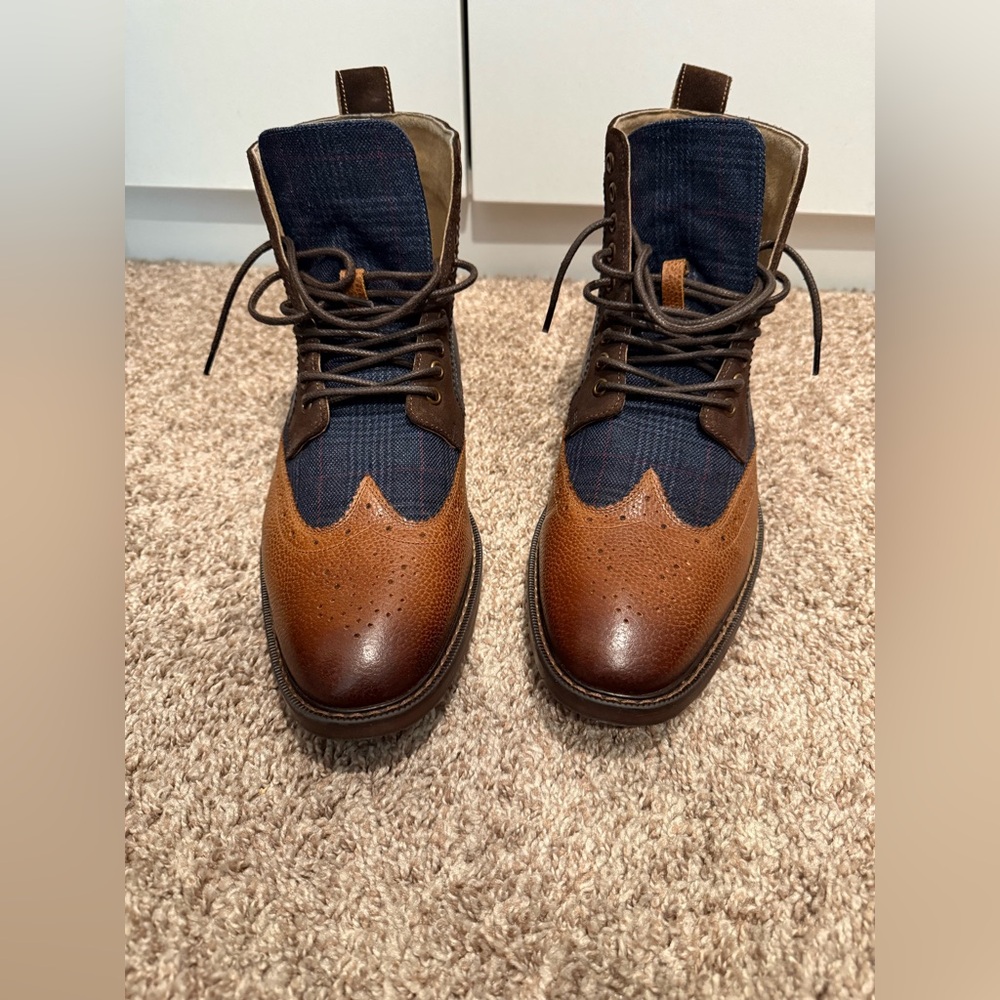 Stacy Adam’s Men's Tan and Navy Leather Boots